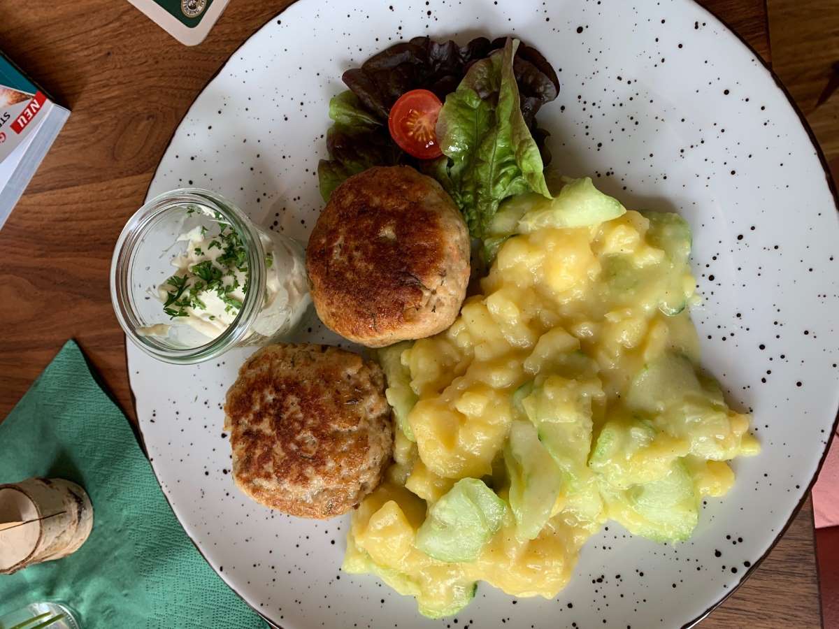 Backhendl mit Kartoffelsalat